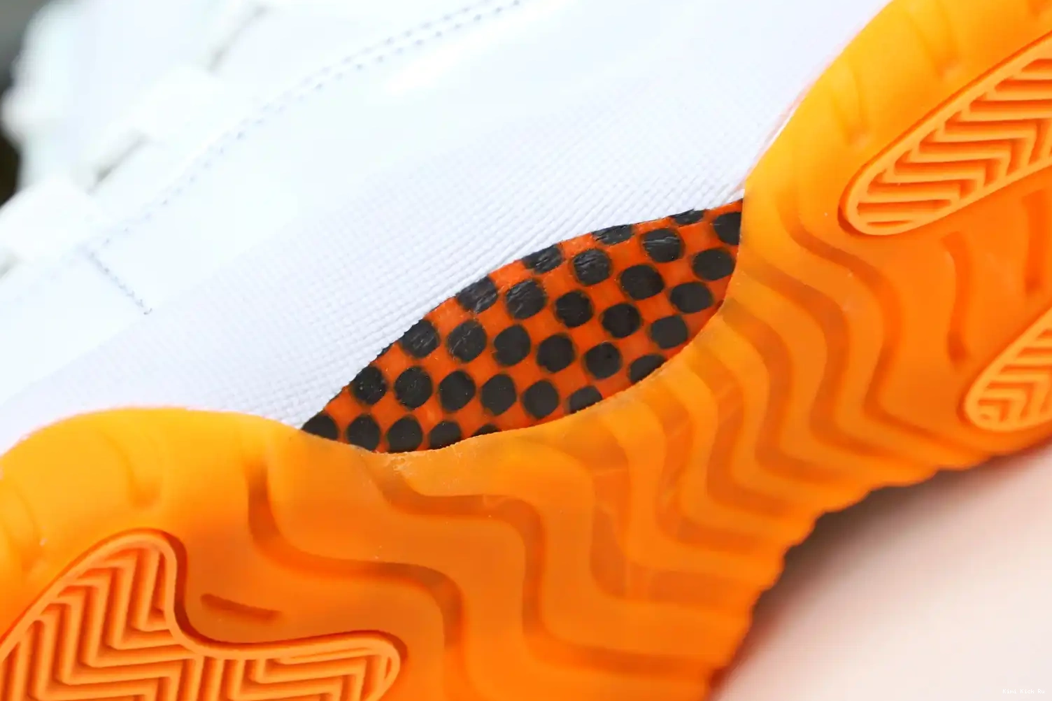 CITRUS' Kimikick RETRO 11 AIR 'BRIGHT LOW JORDAN WMNS 0813